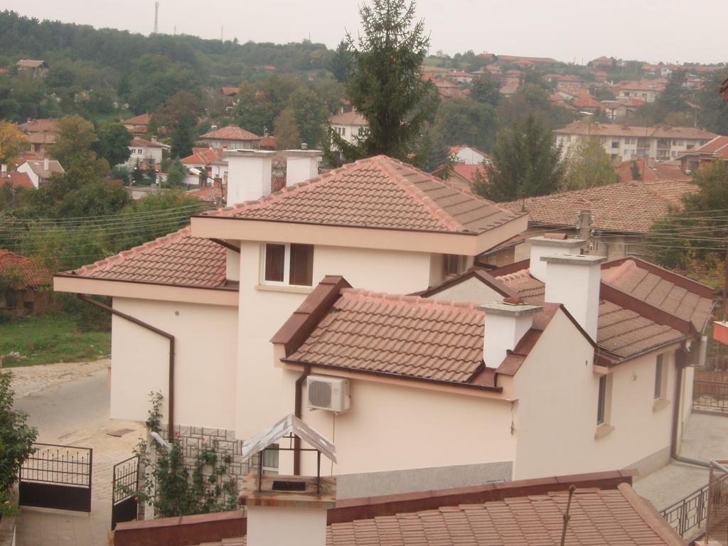 Mania Guest House Kalofer Exterior foto